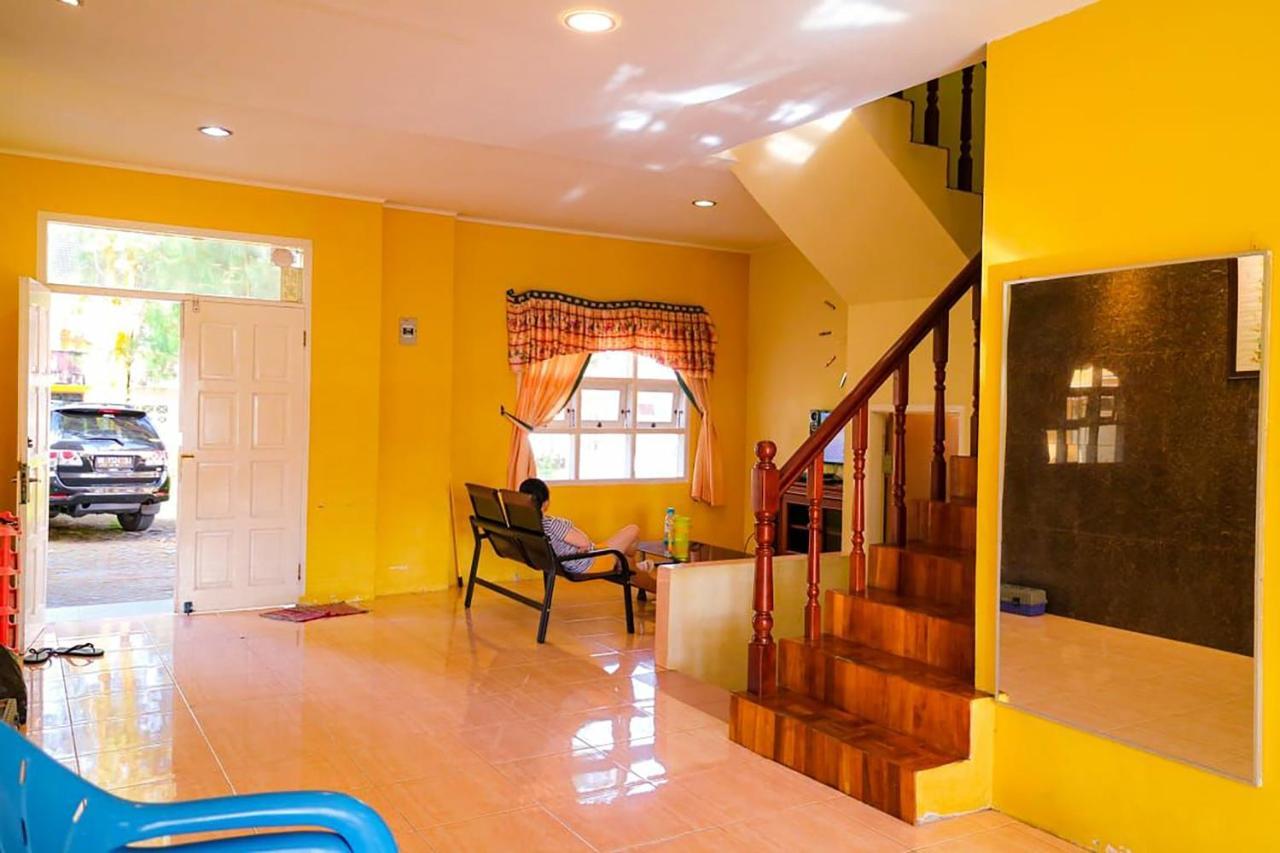 Villa Bukit Indah Brastagi / Берастаги Экстерьер фото